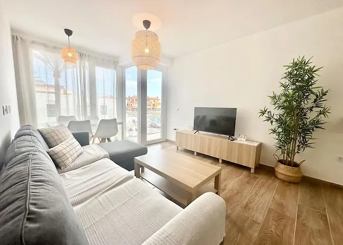 شقة El Queque Sea View 2 Bedroom 2desks And Balcony *