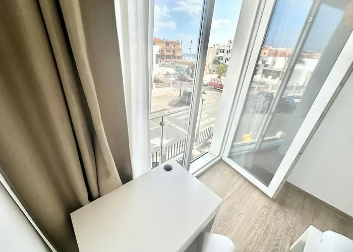 El Queque Sea View 2 Bedroom 2desks And Balcony * كوراليهو