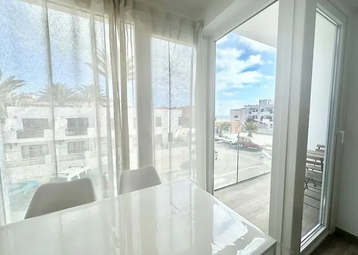 شقة El Queque Sea View 2 Bedroom 2desks And Balcony كوراليهو