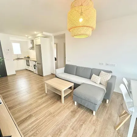 Daire El Queque Sea View 2 Bedroom 2desks And Balcony