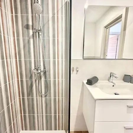 El Queque Sea View 2 Bedroom 2desks And Balcony